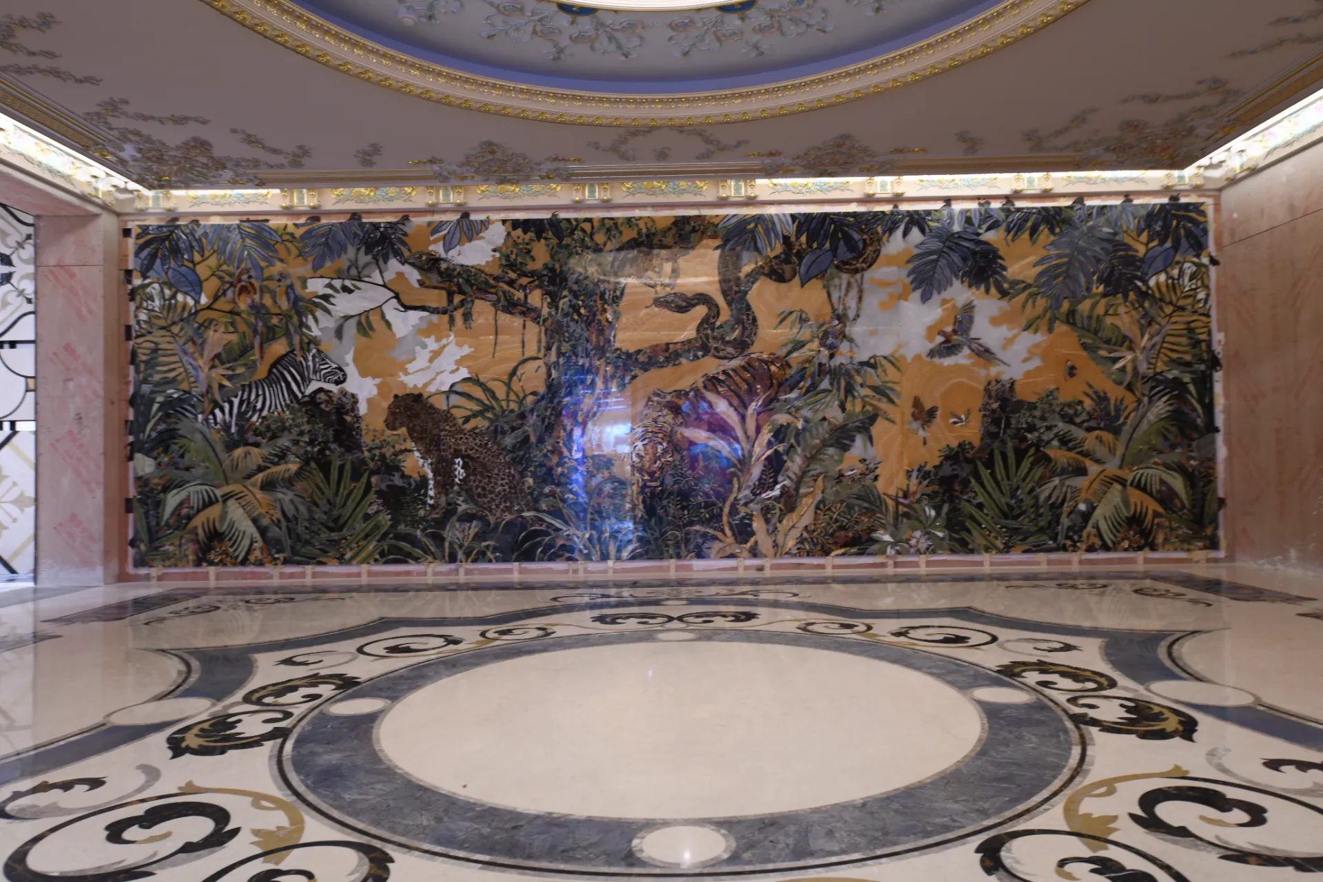 Marble Floor Medallion and Jungle Wall Mural