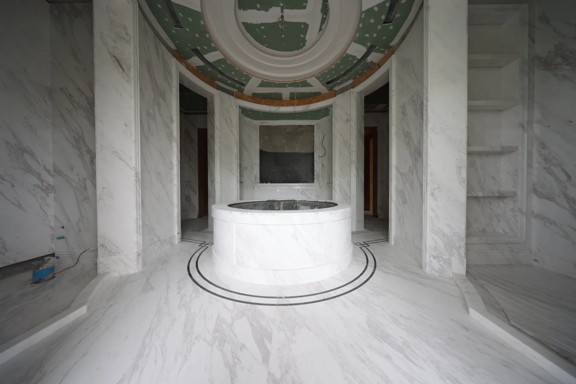 ترصيع الرخام الكمبودي الفاخر - ترصيع رخامي حسب الطلب من آرت إنلاي