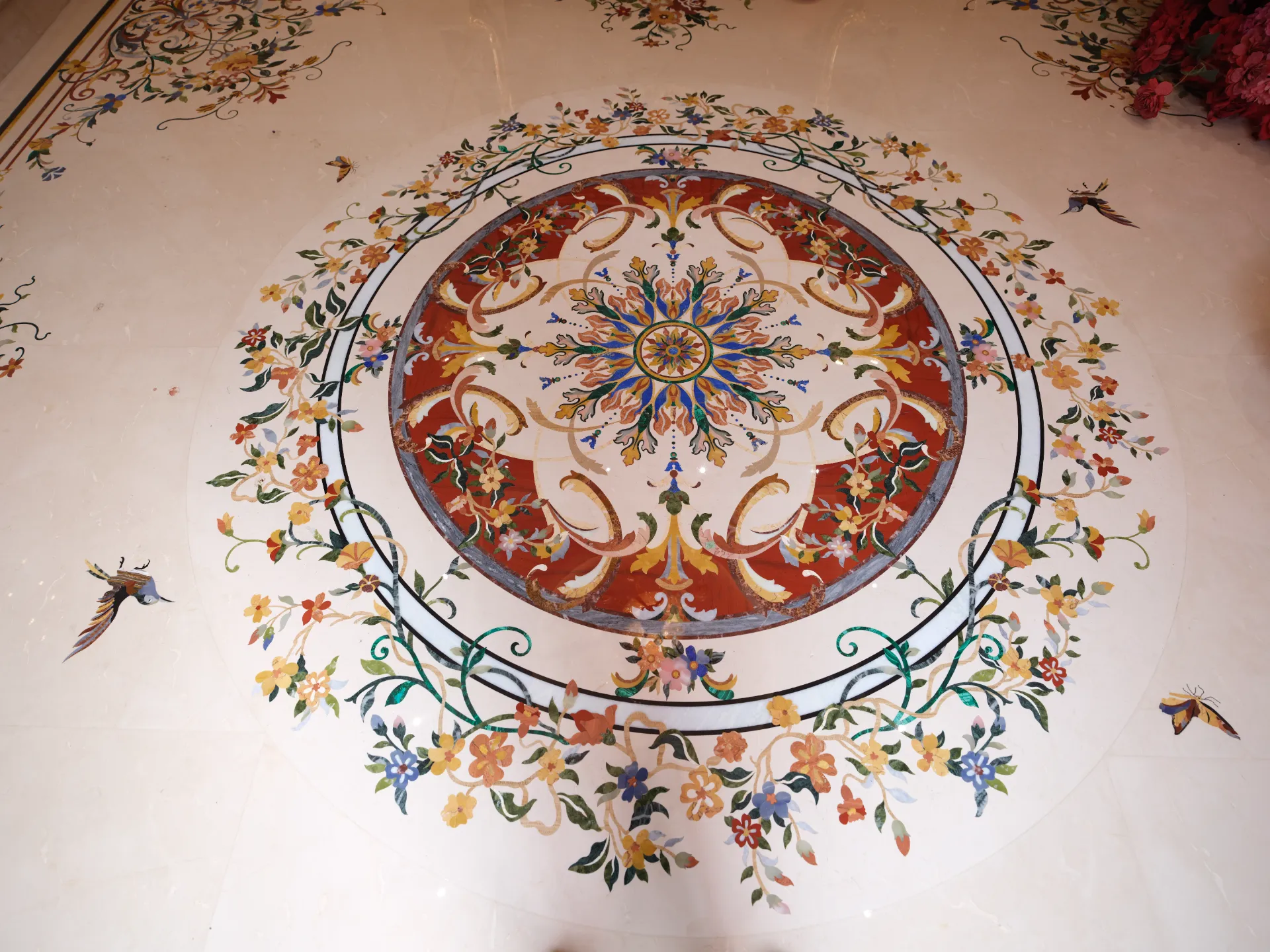 Circular Marble Inlay Medallion with Floral Motifs