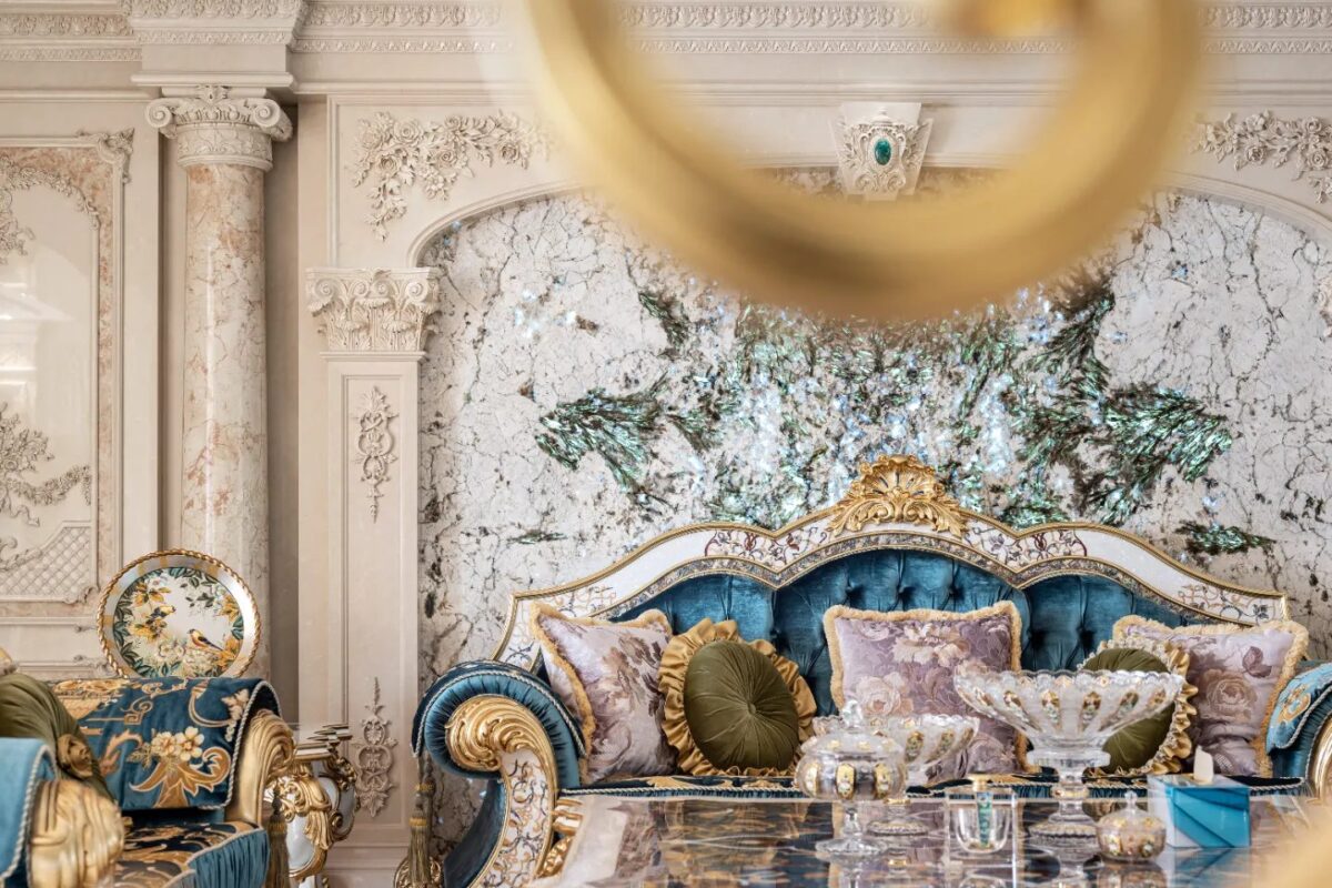 How to Choose Custom Marble Floor Medallions for Luxury Spaces