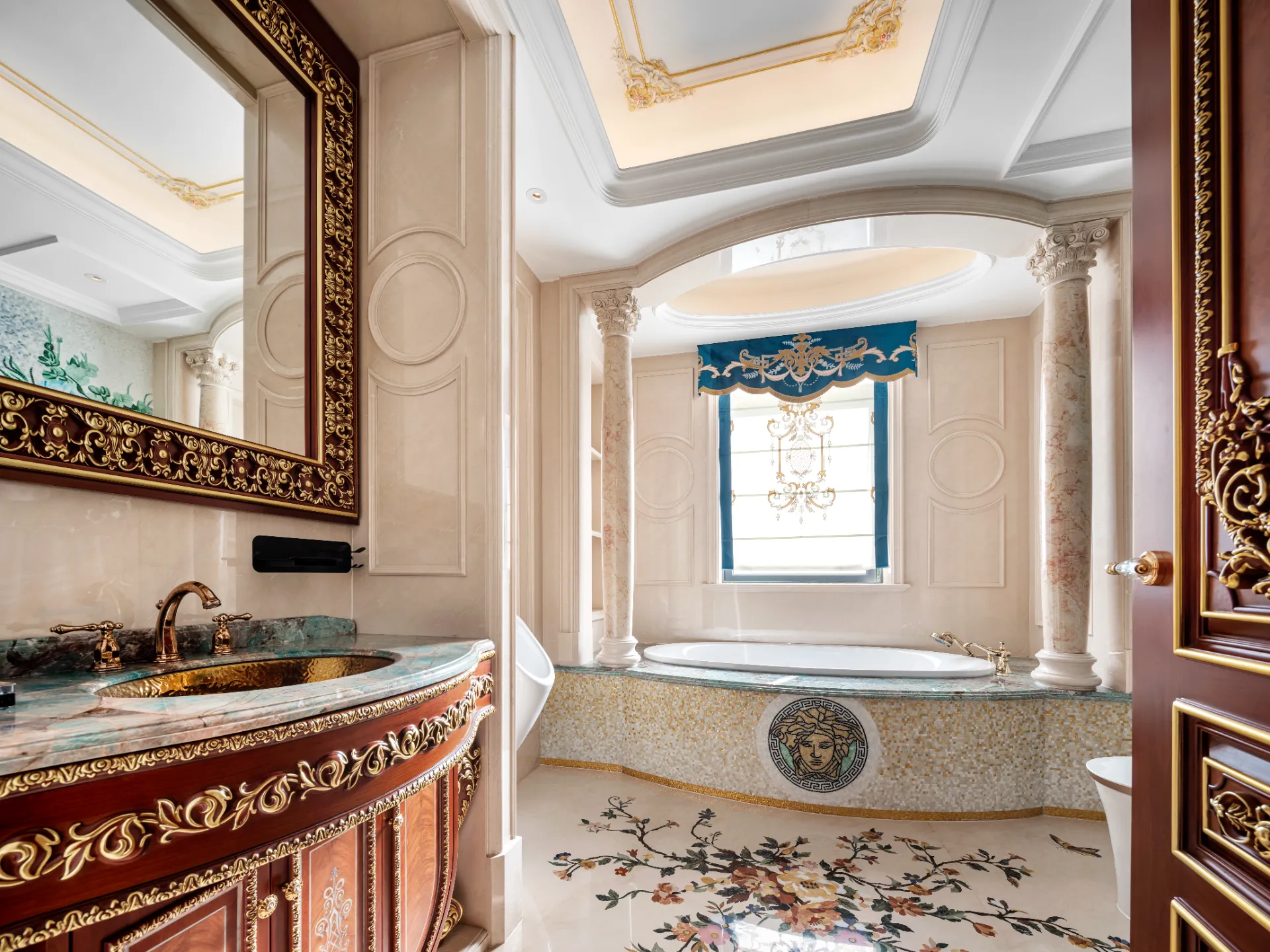 Luxury Bathroom Marble Inlay Floor