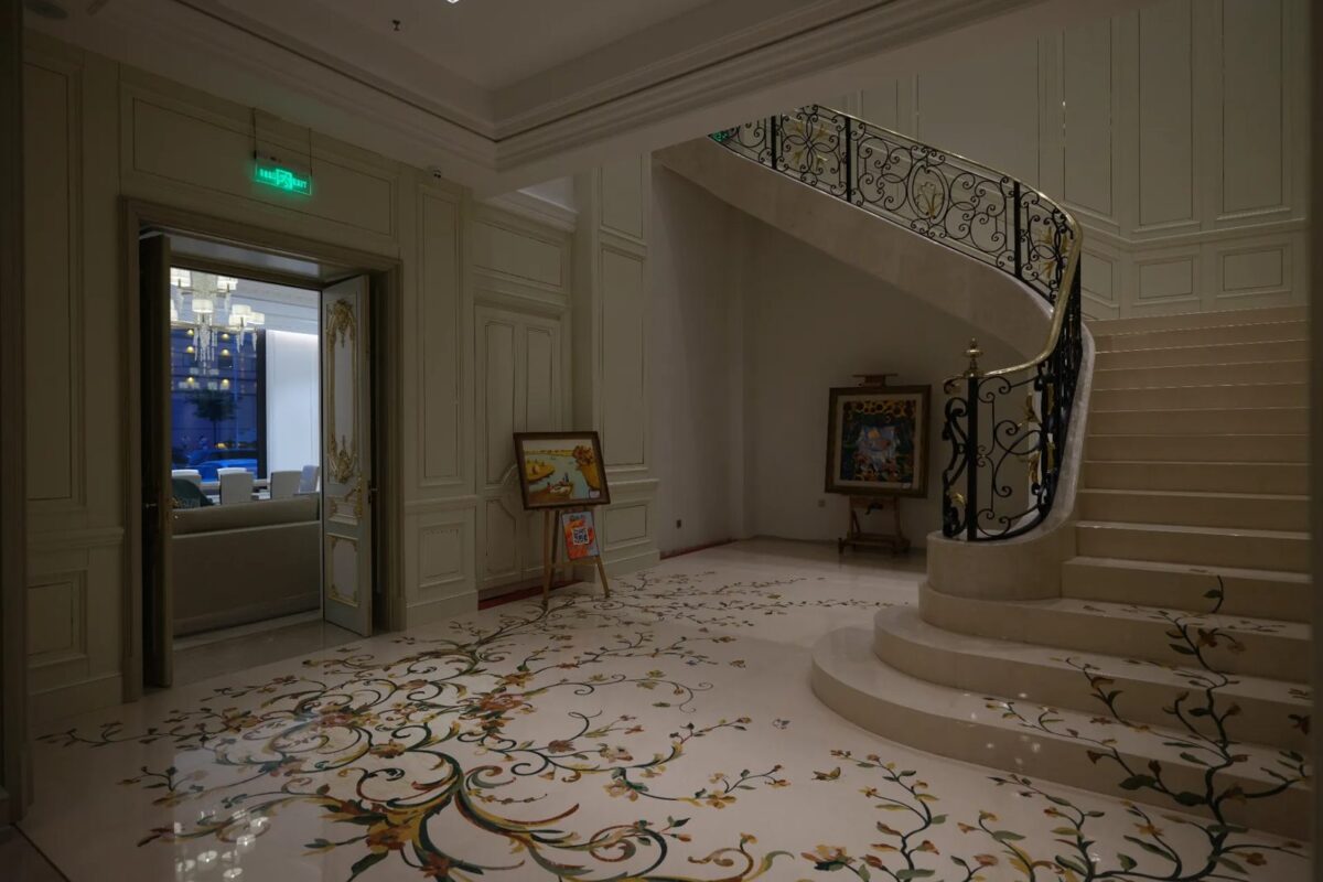 Luxury Marble and Brass Inlay: The Art of Hybrid Stone Surfaces